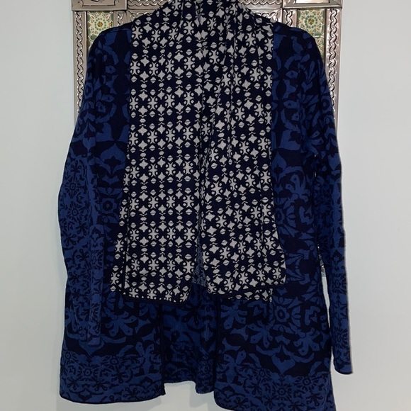 Gypsy 05 Revolve Orvieto Intarsia Shawl Collar Cardigan - Picture 4 of 13